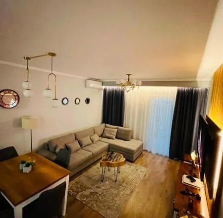 Luxury * Τίρανα